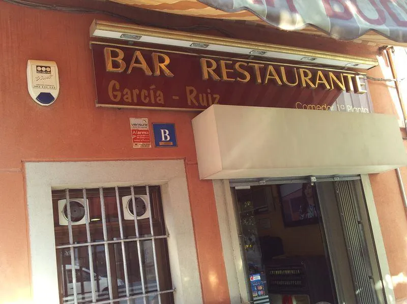 Bar restaurant Garcia Ruiz_Sant Just Desvern_slider_image_3
