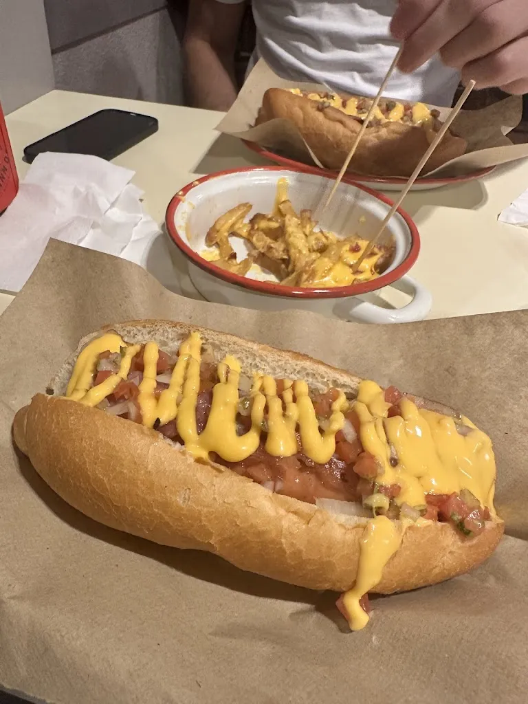 Laura Moya_Frankfurt Scorpio_Sant Just Desvern_review