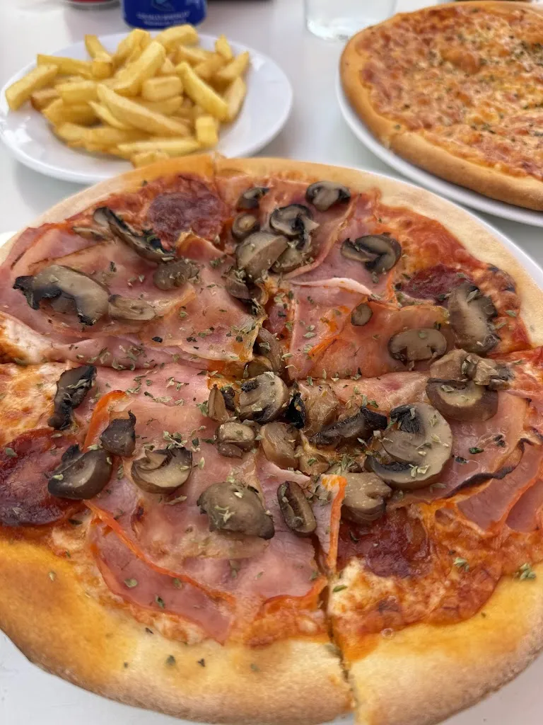 Pizzeria Anxo_Porto do Son_slider_image_2