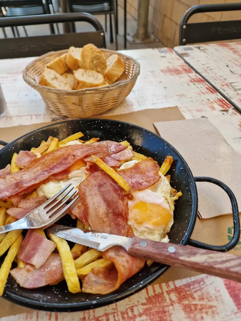 Bart Cowlrick_Àrea 2 Cafeteria Restaurant_Sant Feliu de Llobregat_review