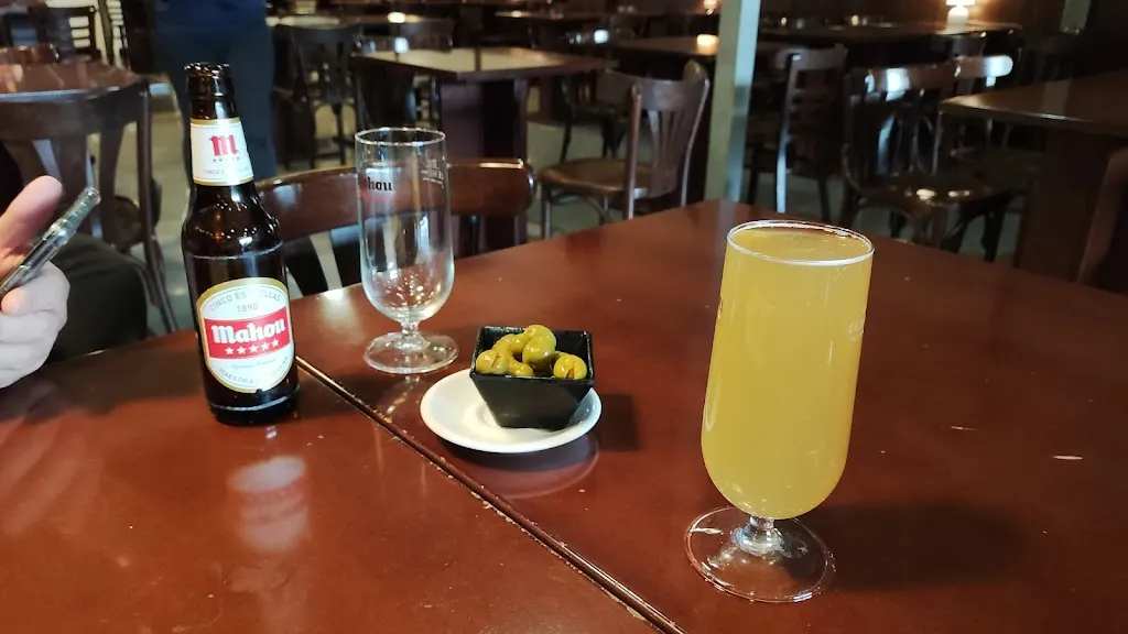 Ángel_Restaurant A Dues Rodes_Sant Feliu de Llobregat_review