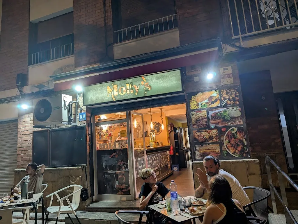 Emilio Vallejo Carretero_Molly's Resto-bar_Sant Feliu de Llobregat_avis