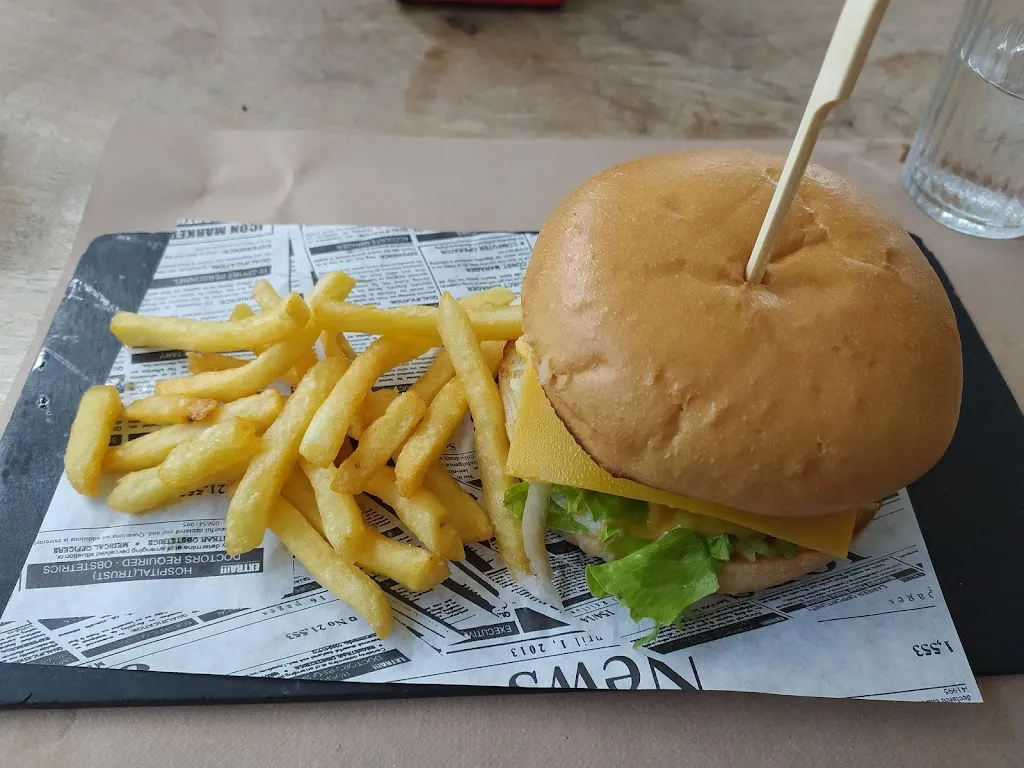 Menu_L`irreBARent del Casal_Sant Feliu de Llobregat_immagine_9