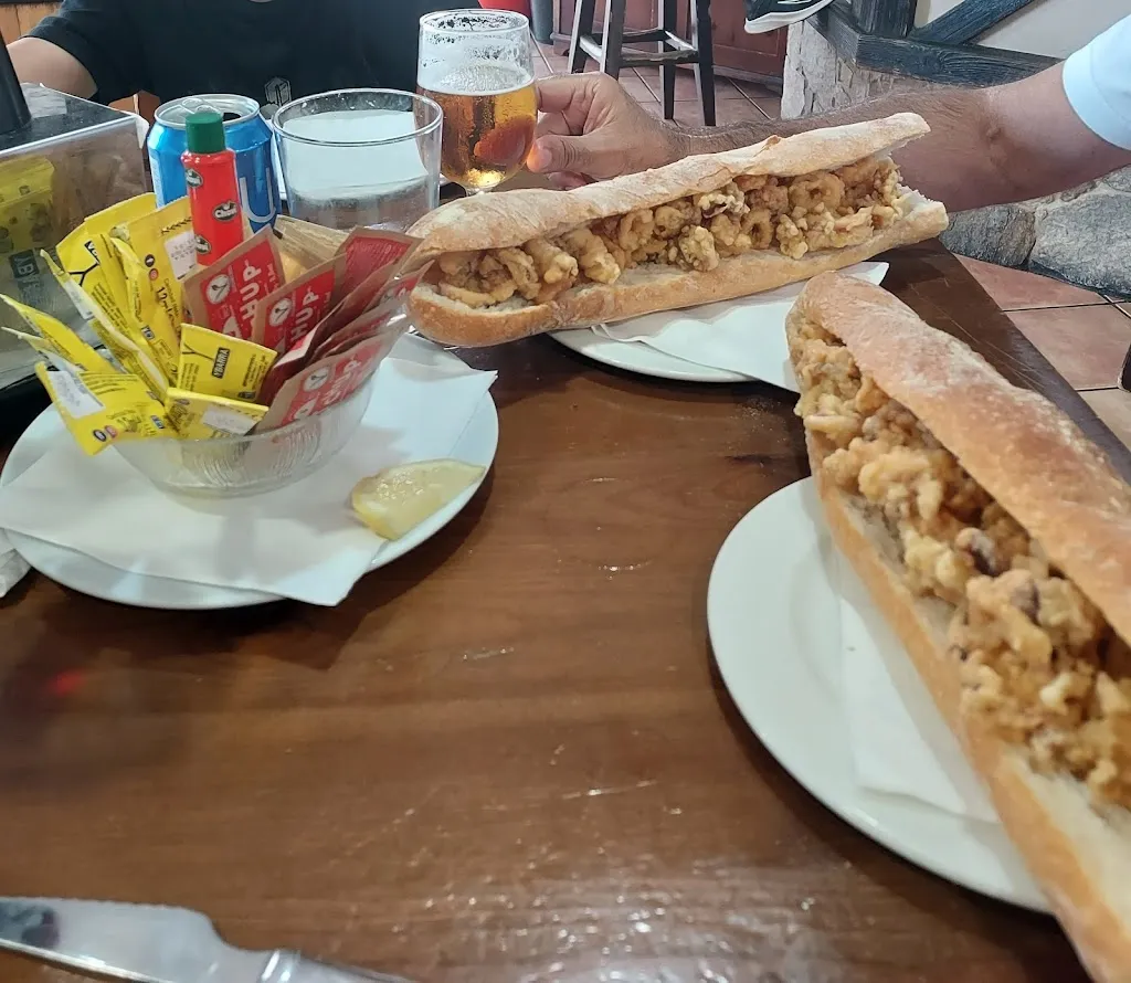 Bodegón O Pescador S L_Porto do Son_slider_image_3