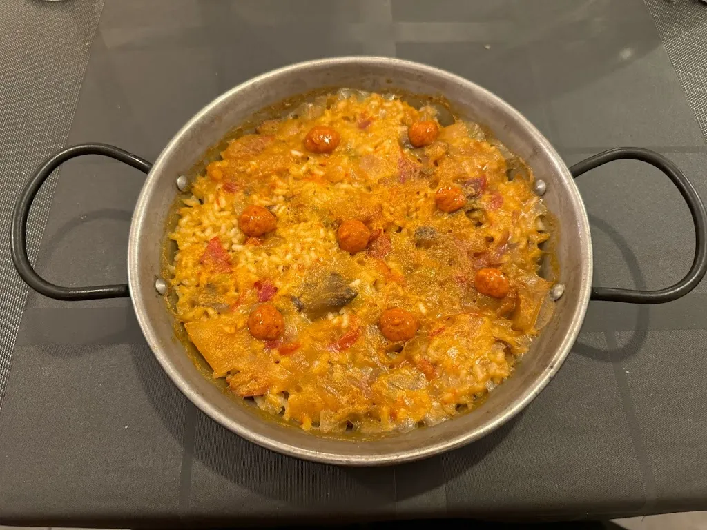 S Sabater_La Gola del Llop_Sant Pere de Torelló_review