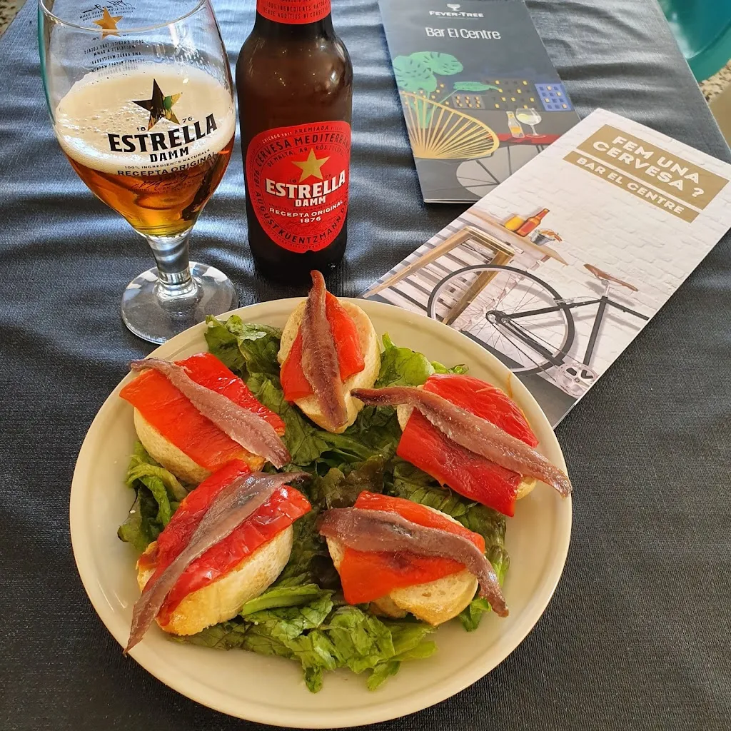 Bar - Restaurant "El Centre" ristorante a Sant Quirze de Besora