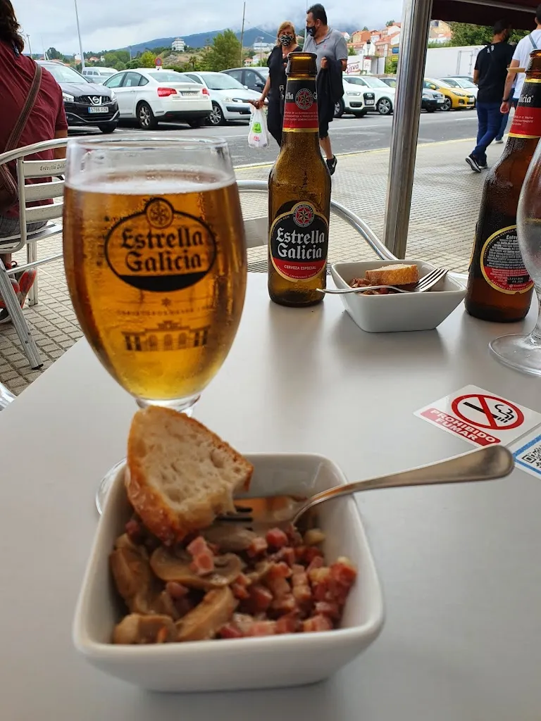 Mamennina_Restaurante O Porto_Porto do Son_review