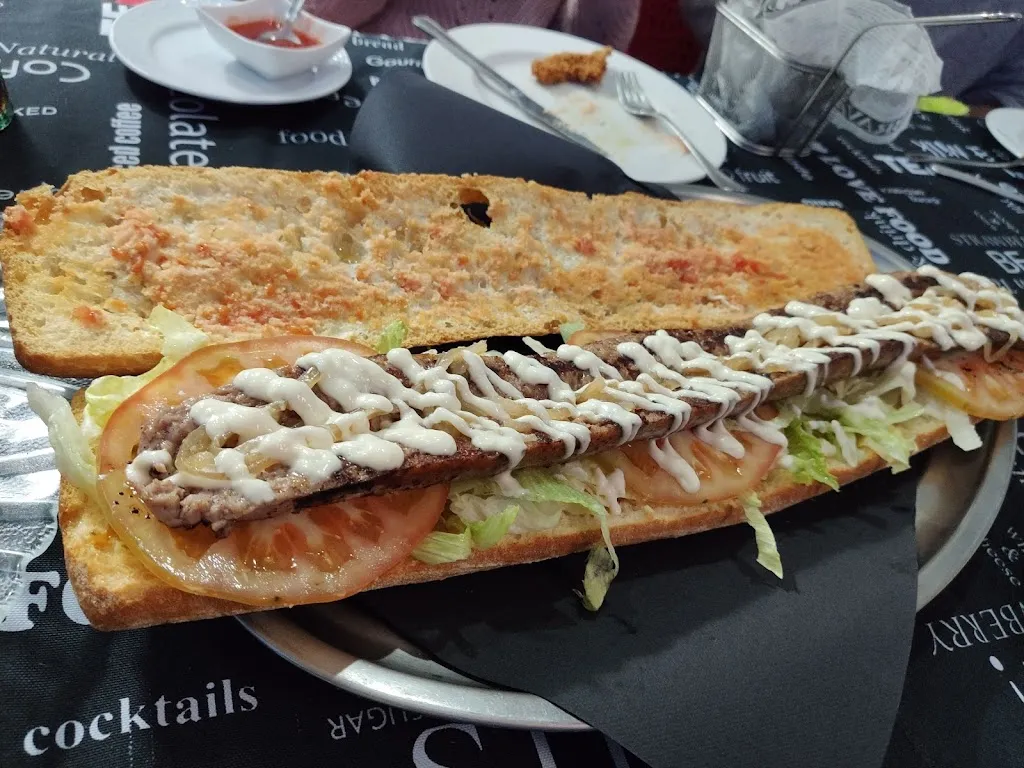 ROSA MARIA TORRES SALA_Bar Restaurant Braseria Les Vives_Sant Vicenç de Castellet_review