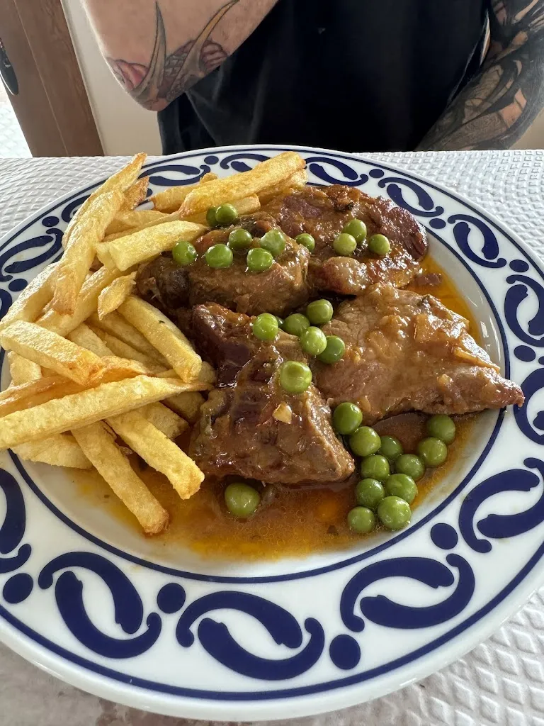 Antonio raja_Restaurante Universal_Porto do Son_recensione