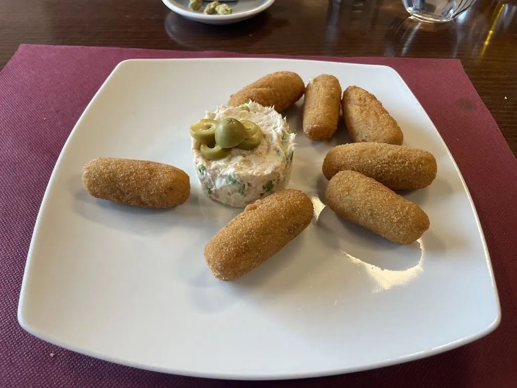 Takumi Matsumura_Restaurant-cafetería La Llima_Santa Eugènia de Berga_review