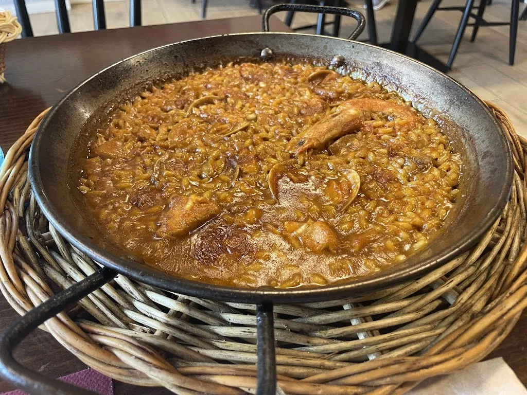 Restaurant-cafetería La Llima restaurant in Santa Eugènia de Berga