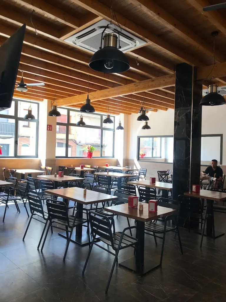 Bar Restaurant Xino-Xano restaurant in Sant Vicenç de Torelló