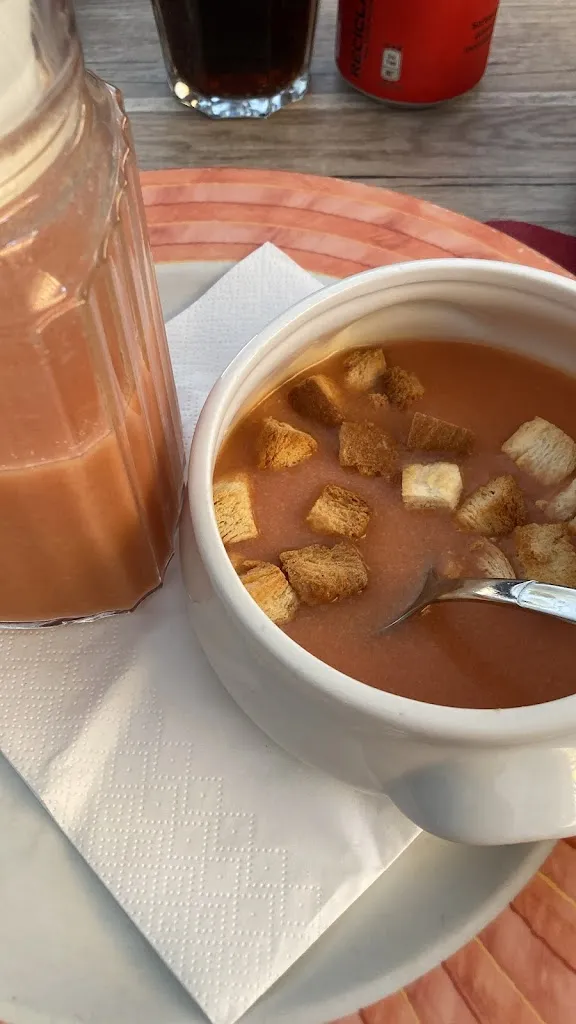 Mohamed Abbas_Cafeteria-Restaurant La Pèrgola_Sant Vicenç de Torelló_recensione