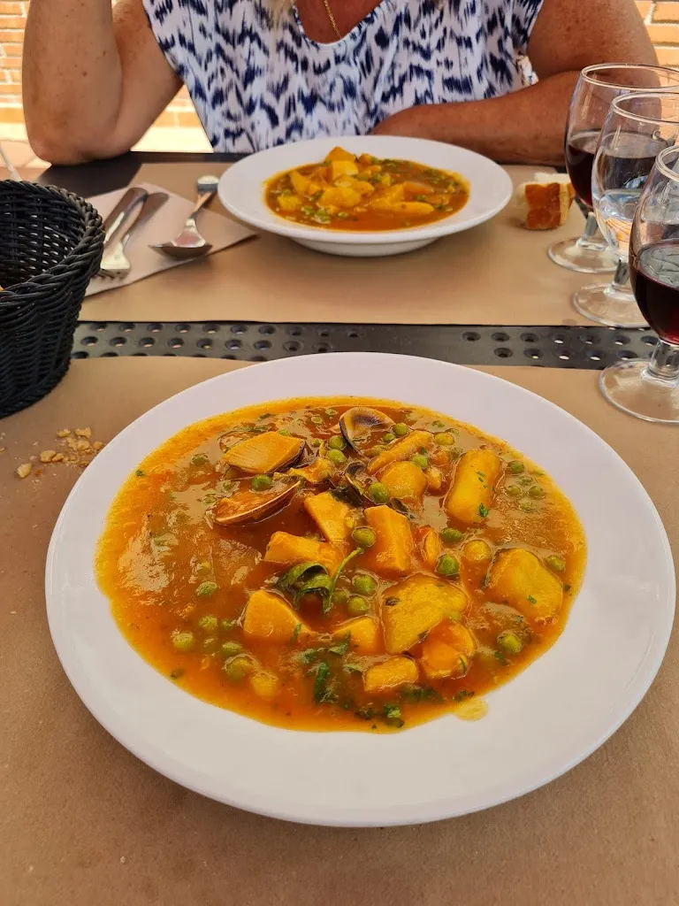 Jesus Socias_Cal Teuler_Sant Vicenç de Torelló_review