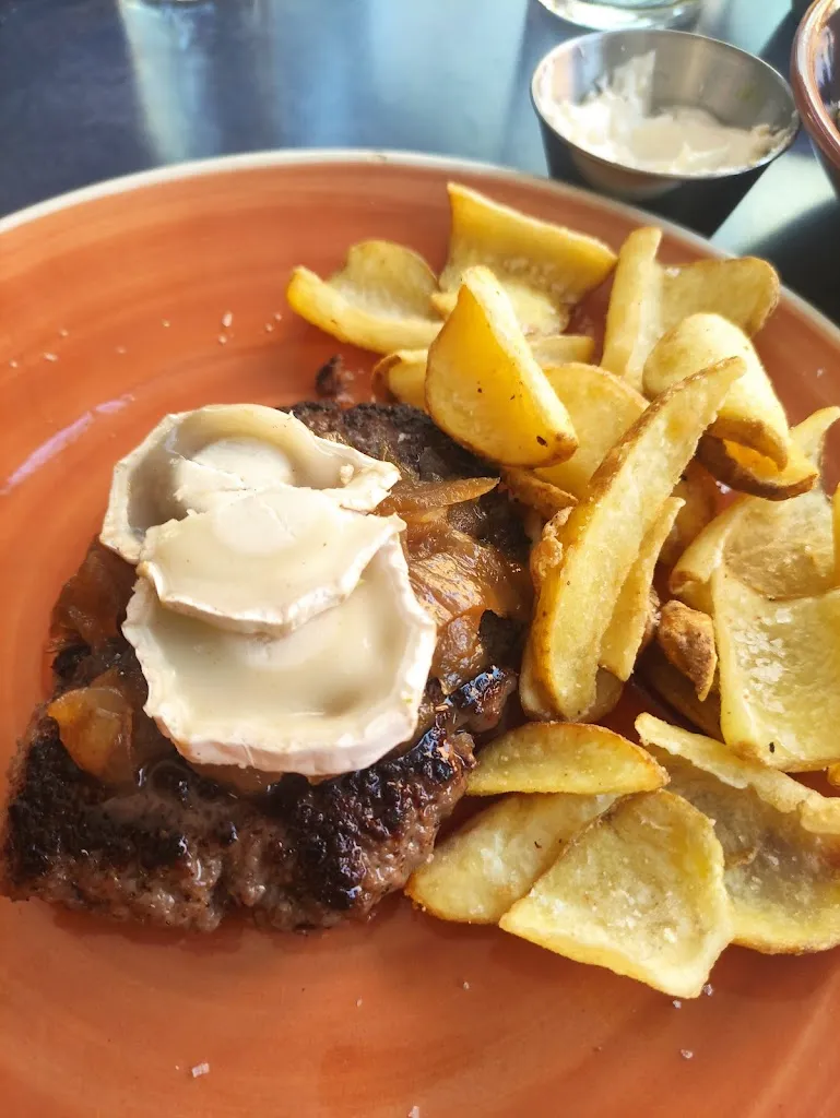 Estel V.C._L'ANIMAL_Sant Vicenç de Torelló_recensione