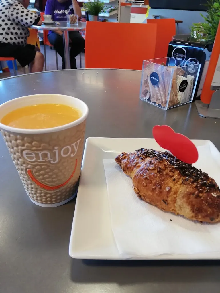 Beni Nagy_DGUST_Sant Vicenç de Torelló_review