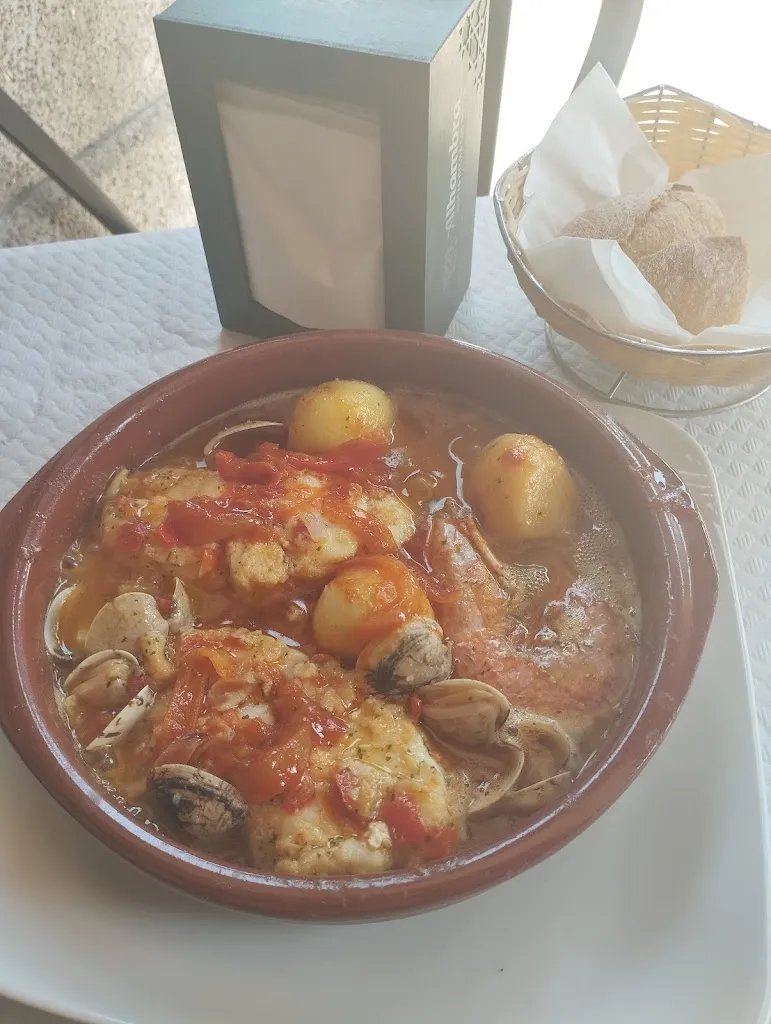 Iñaki Be_Restaurante O MALECON_Pobra do Caramiñal A_review