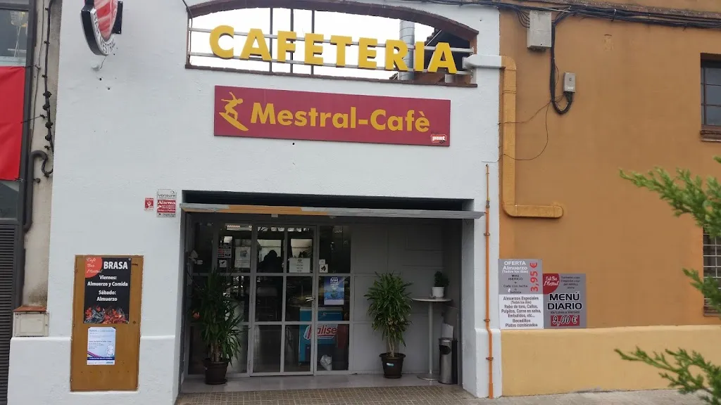 Bar Mestral restaurant in Sant Quirze del Vallès