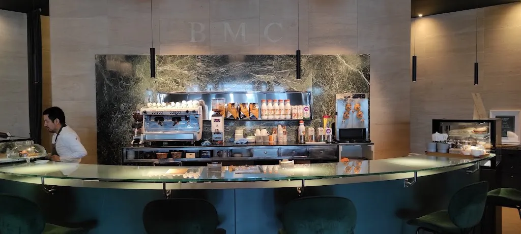 LOBBY restaurant restaurant in Sant Quirze del Vallès