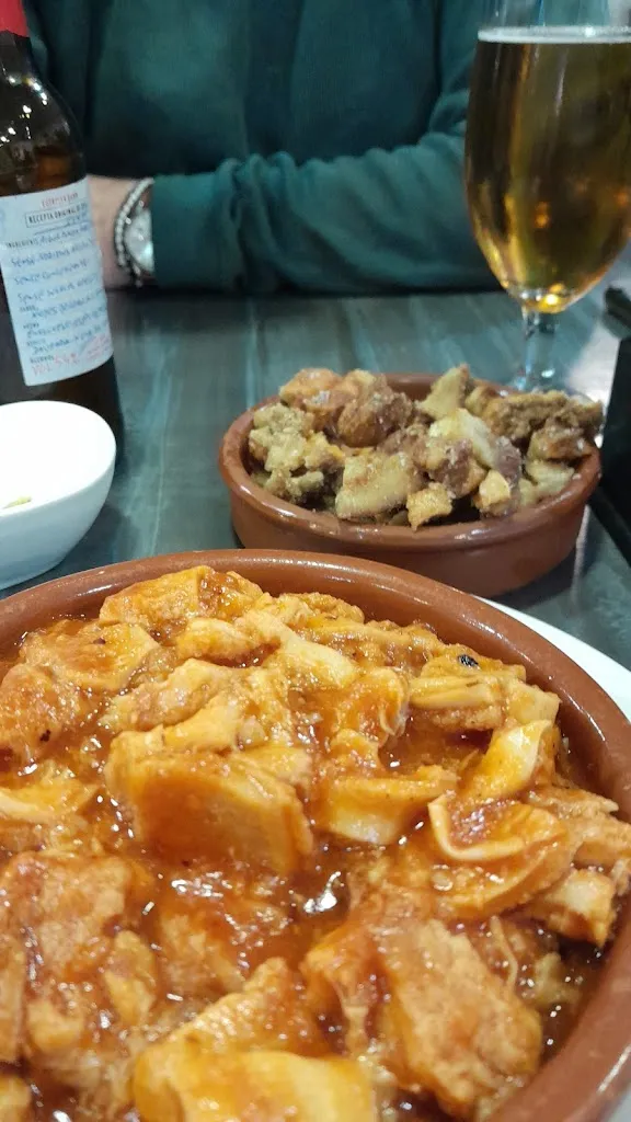 Enrique Blázquez_bar la giralda_Santa Maria de Martorelles_review