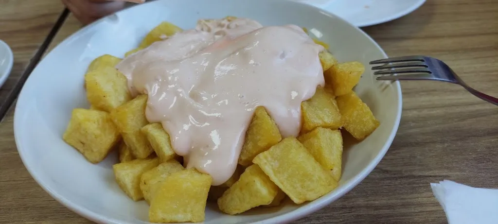 Josep Méndez_Bar Jeneri_Santa Margarida i els Monjos_review