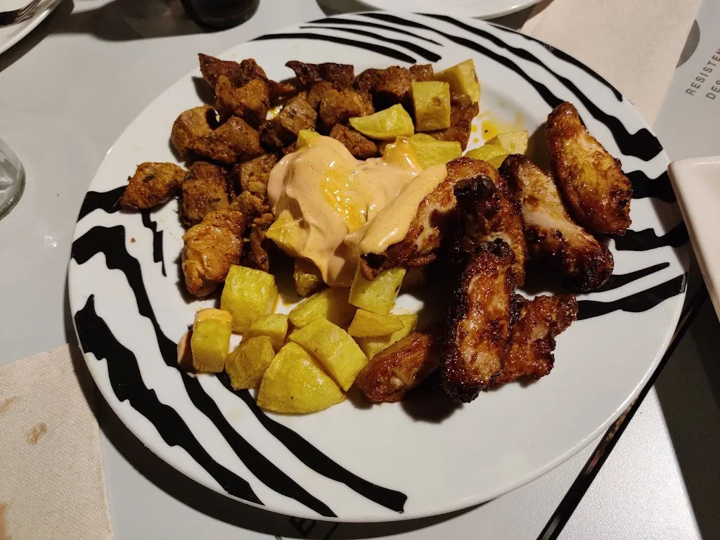 Bar Los Amigos_Santa Margarida i els Monjos_slider_image_3