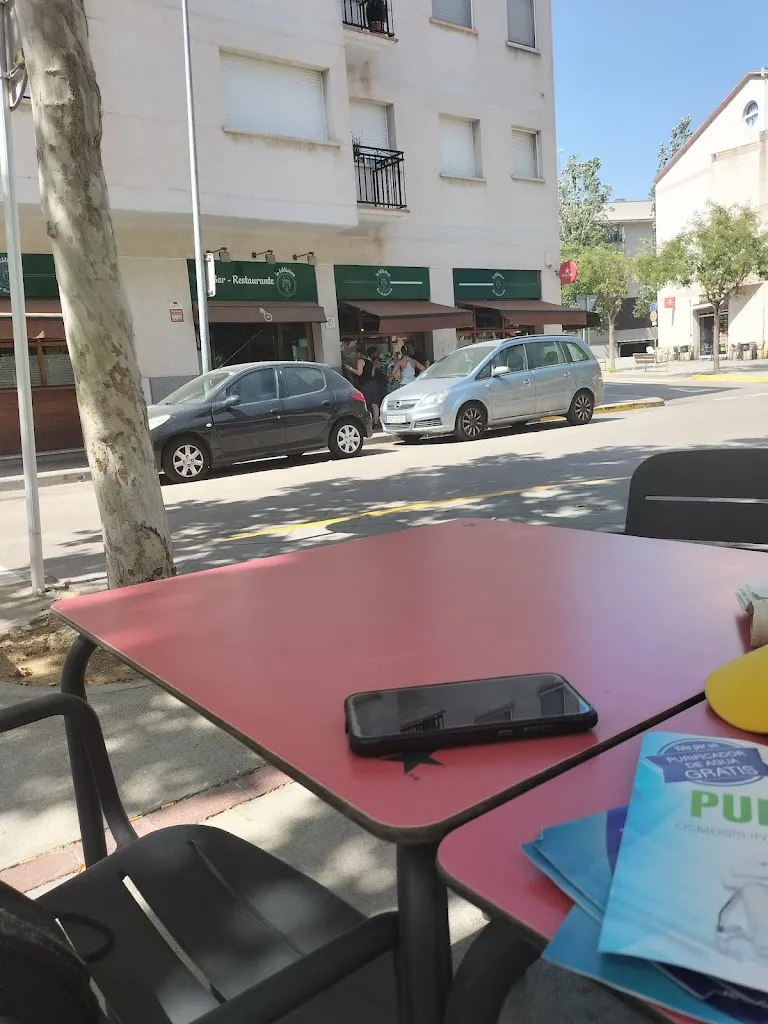 Rubén_Bar restaurant la Biblioteca_Santa Margarida i els Monjos_review