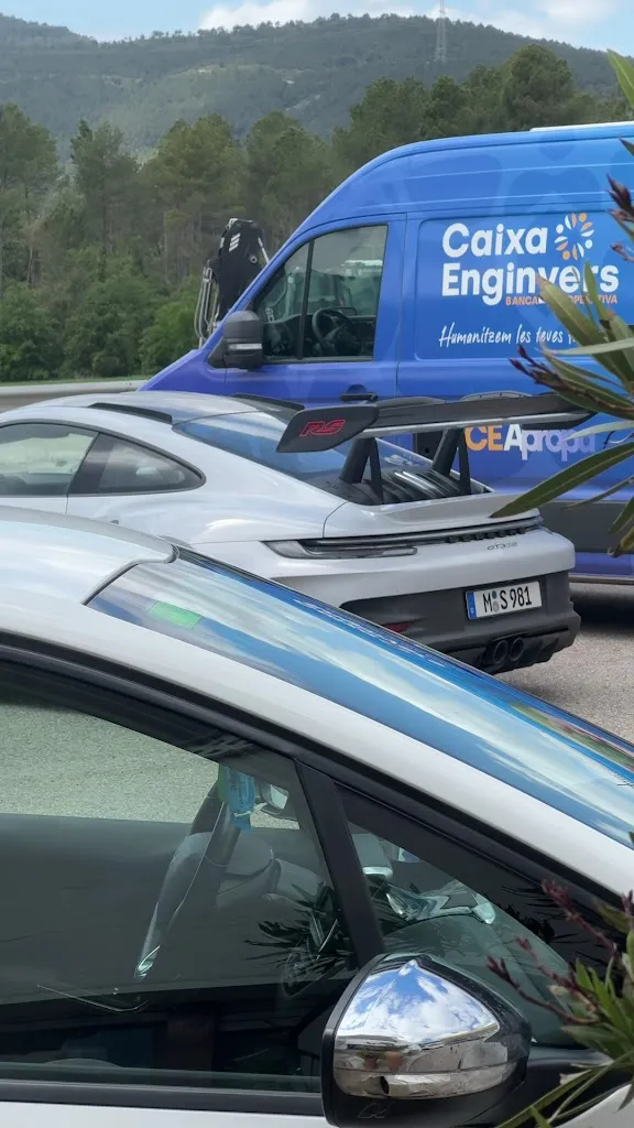 J Cámara_Miralles_Santa Maria de Miralles_review