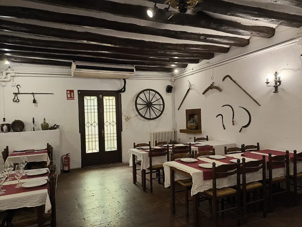 Lourdes del Rincón_Masia Restaurant Ca l'Escolà_Santa Maria de Miralles_review