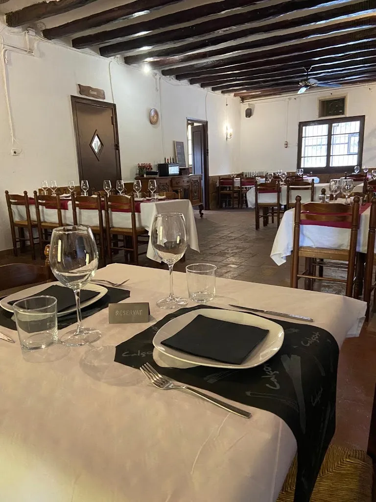 Masia Restaurant Ca l'Escolà restaurant in Santa Maria de Miralles