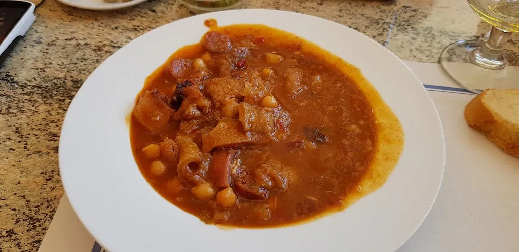 RACO Bar Restaurant by CISA S.L._Sentmenat_slider_image_3