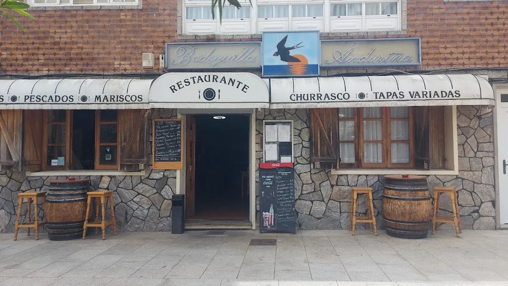 Bodeguilla Anduriña restaurant in Pobra do Caramiñal A