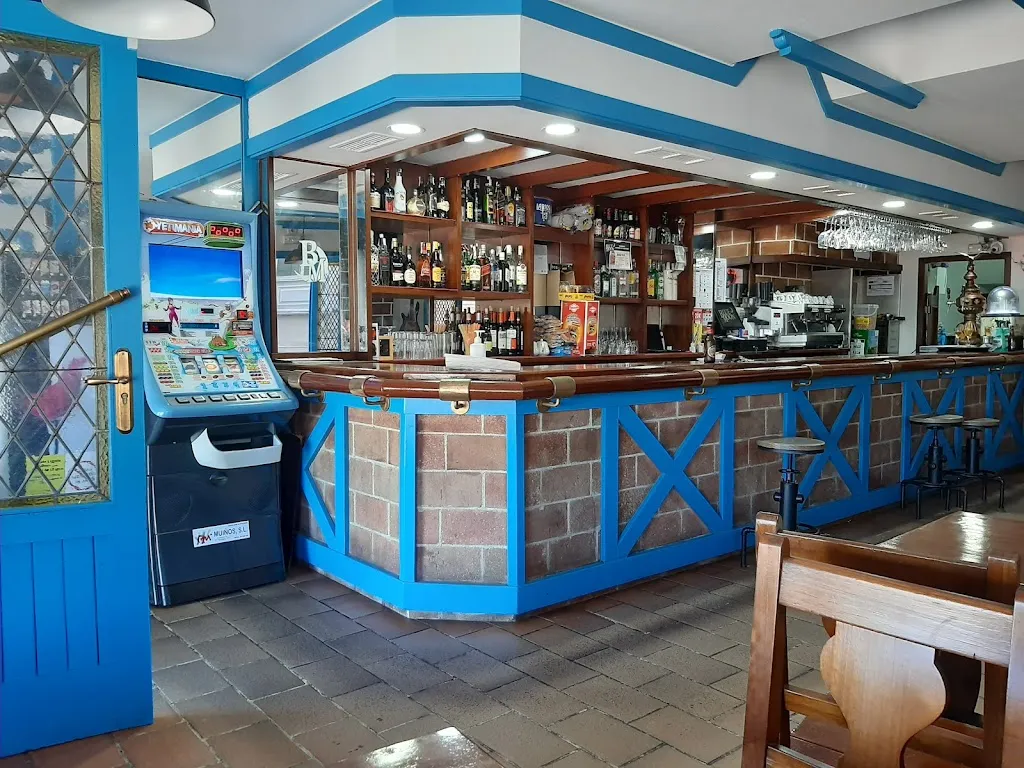 Blue Moon_Pobra do Caramiñal A_slider_image_3