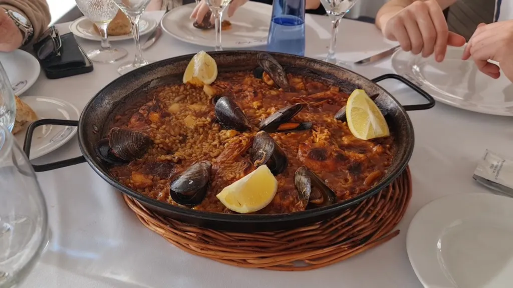 Can Laury_Sitges_slider_image_2