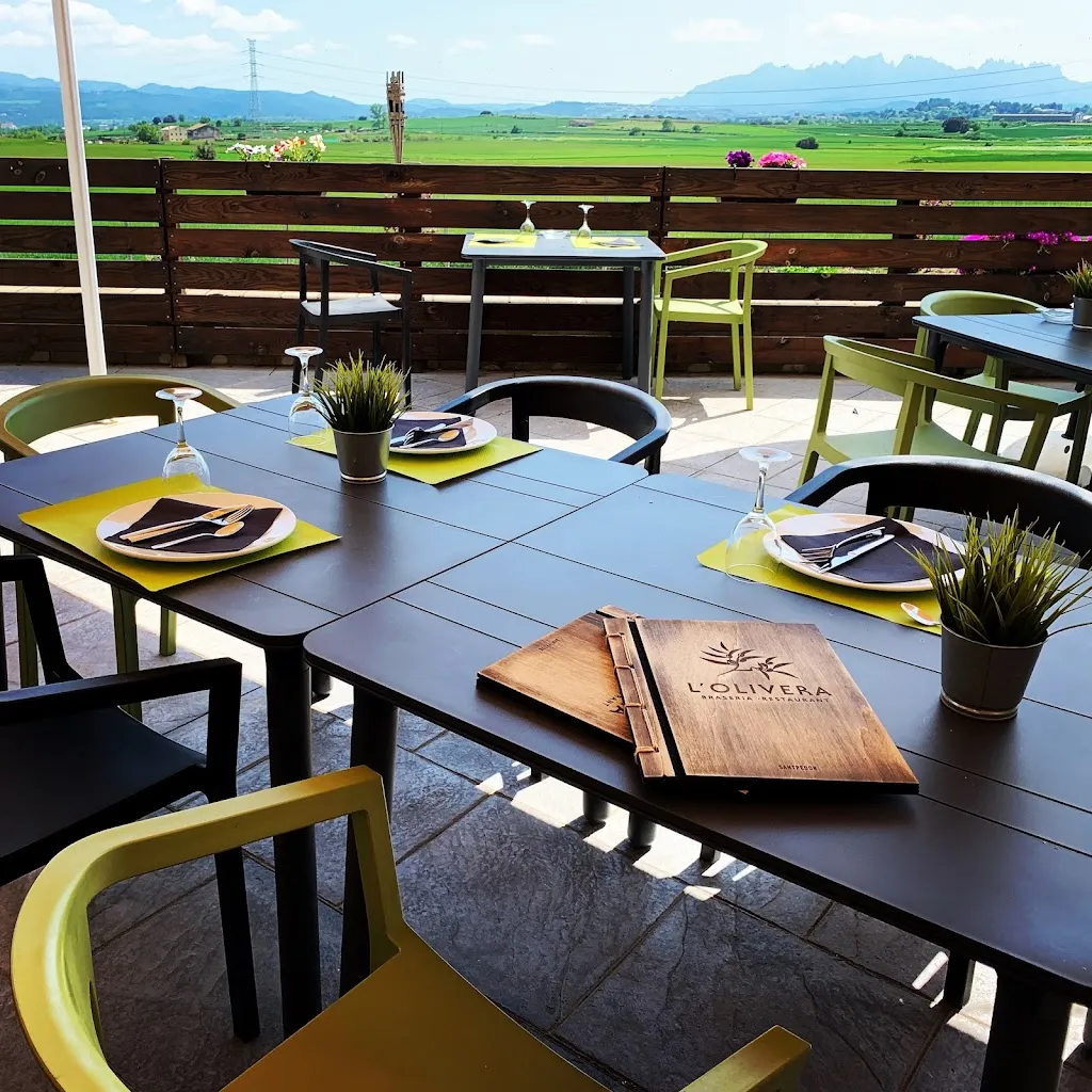 BRASERIA-RESTAURANT L'OLIVERA_Santpedor_slider_image_1
