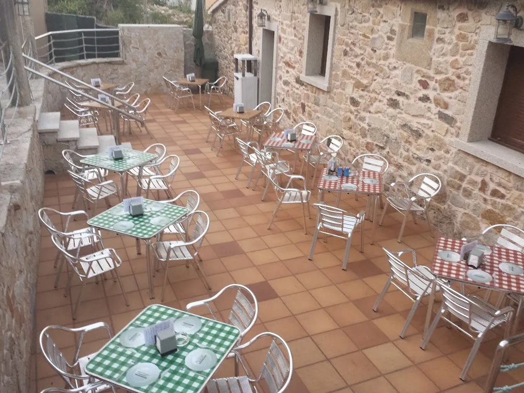 CASA CANALEJAS - RACIONES Y BOCADILLOS restaurant in Pobra do Caramiñal A