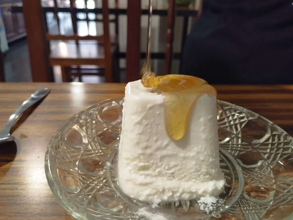 Mayte Fernández Iglesias_La Carmeta_Santpedor_review