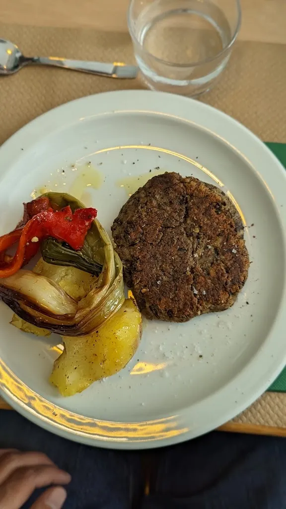 Hasmukh Kerai_la panxa_Santpedor_review