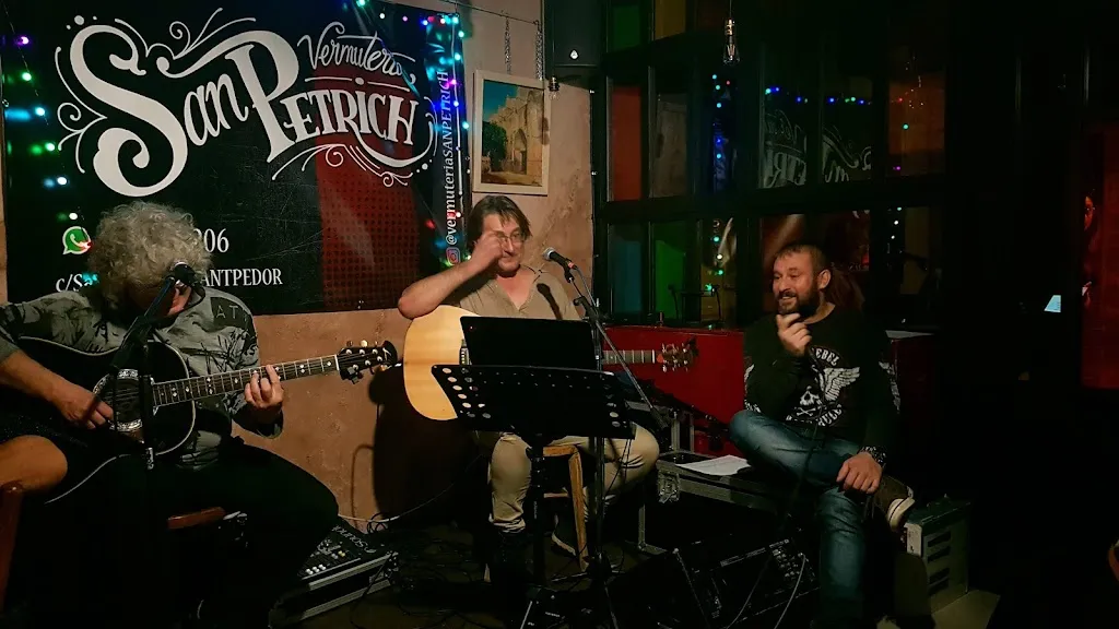 Vermuteria SanPetrich restaurant in Santpedor