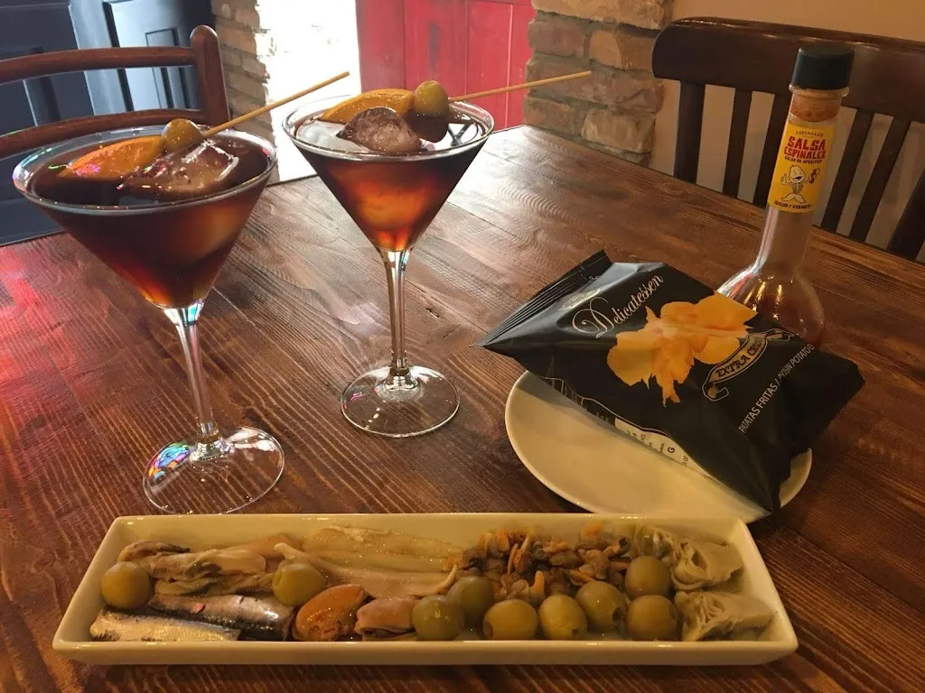 Vermuteria SanPetrich_Santpedor_slider_image_3