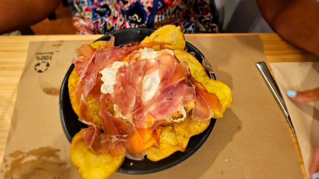 Noelia Rodríguez_La tapadera_Pobra do Caramiñal A_review