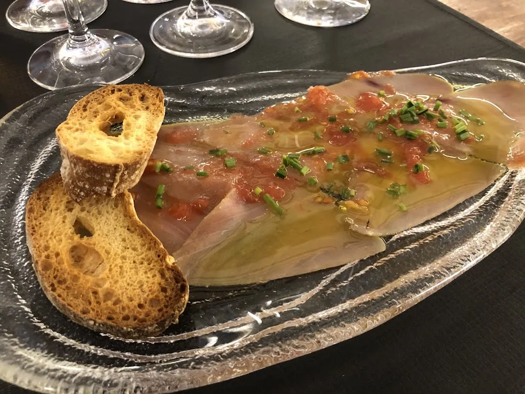 D DOCFOTO_El Cantó del Vi_Santa Coloma de Gramenet_recensione