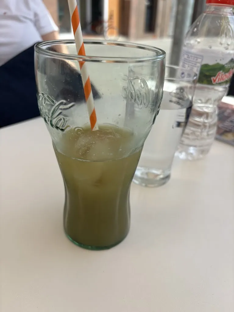 Fabiana Oliveira_Quiero Más Bar & restaurant_Santa Coloma de Gramenet_review