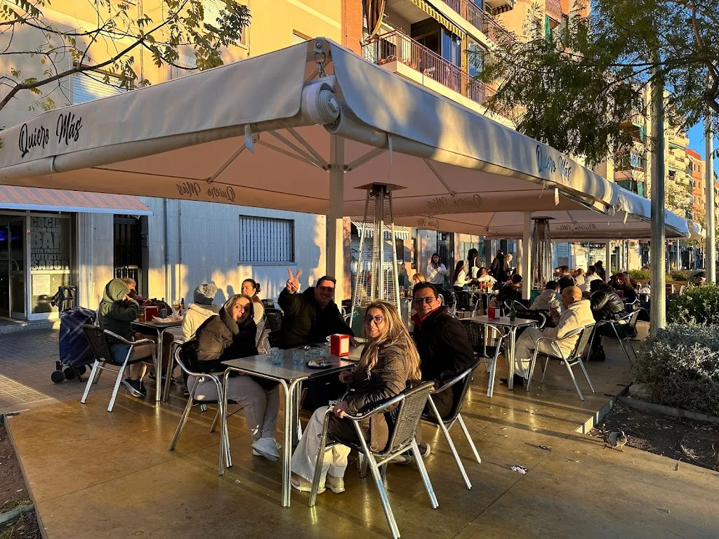 Quiero Más Bar & restaurant restaurant in Santa Coloma de Gramenet