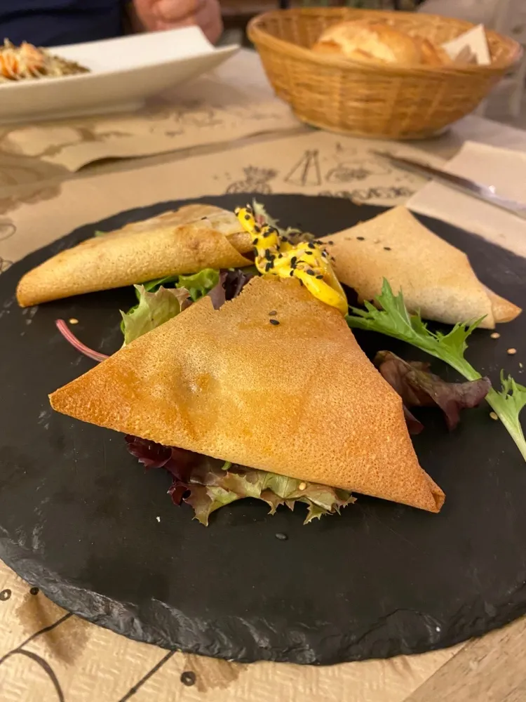 Lorena Vilchez_Dr. Zhu Bar Restaurant_Santa Coloma de Gramenet_review