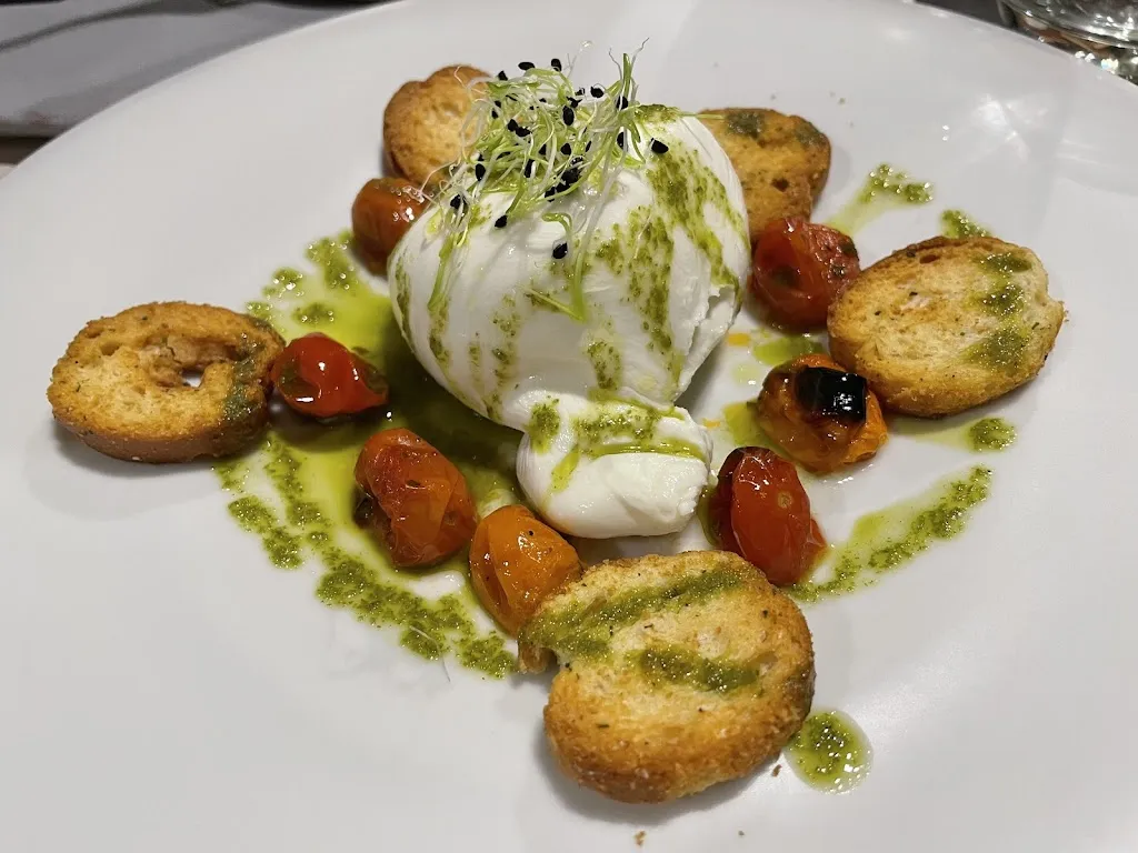 Xuan_L'obra_Santa Coloma de Gramenet_review