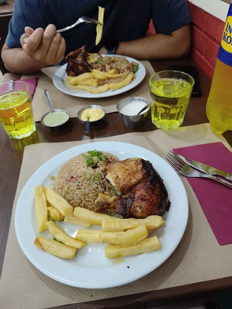 Black Cat_Riko's_Santa Coloma de Gramenet_review