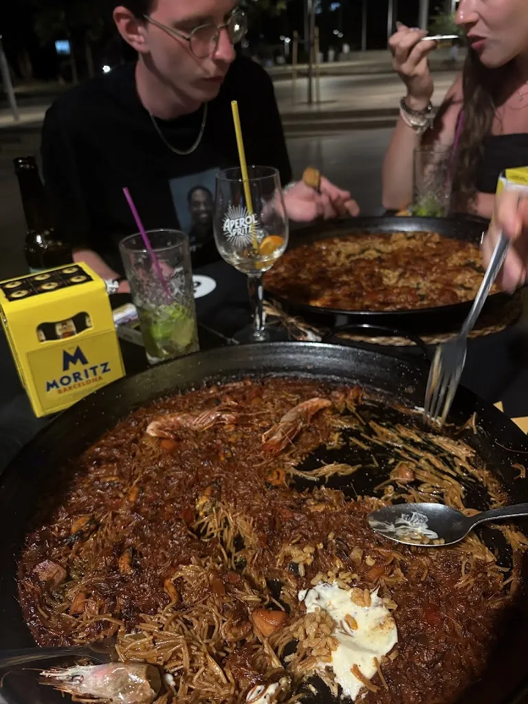 Julia Kierzek_Xòcala_Santa Coloma de Gramenet_review