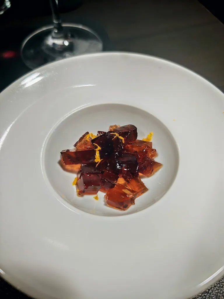 Lorena lópez parada_AKERRA_Santa Coloma de Gramenet_review