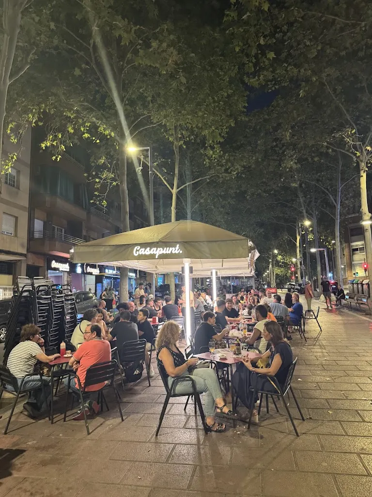RESTAURANT CASAPUNT_Santa Coloma de Gramenet_slider_image_2